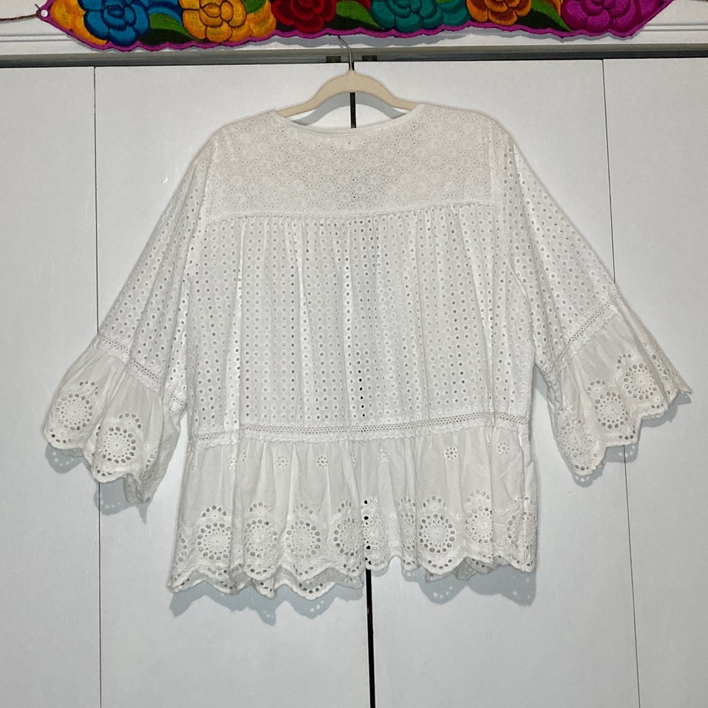 Westport 3X Women’s Romantic White Eyelet Cotton Peasant Top with Tassle Tie - Picture 6 of 8